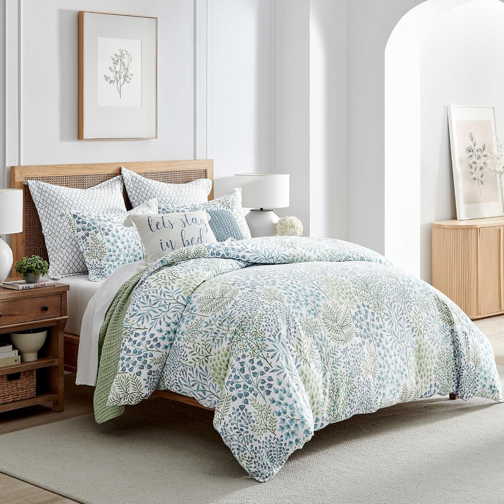 Levtex Home English Forest Green Reversible Twin/Twin XL Comforter Set (68x88in) with 1 Pillowcase (26x20in) - Floral Bedding - Blue, Green - Cotton Twin Size Comforter Set - Soft, Pre-Washed