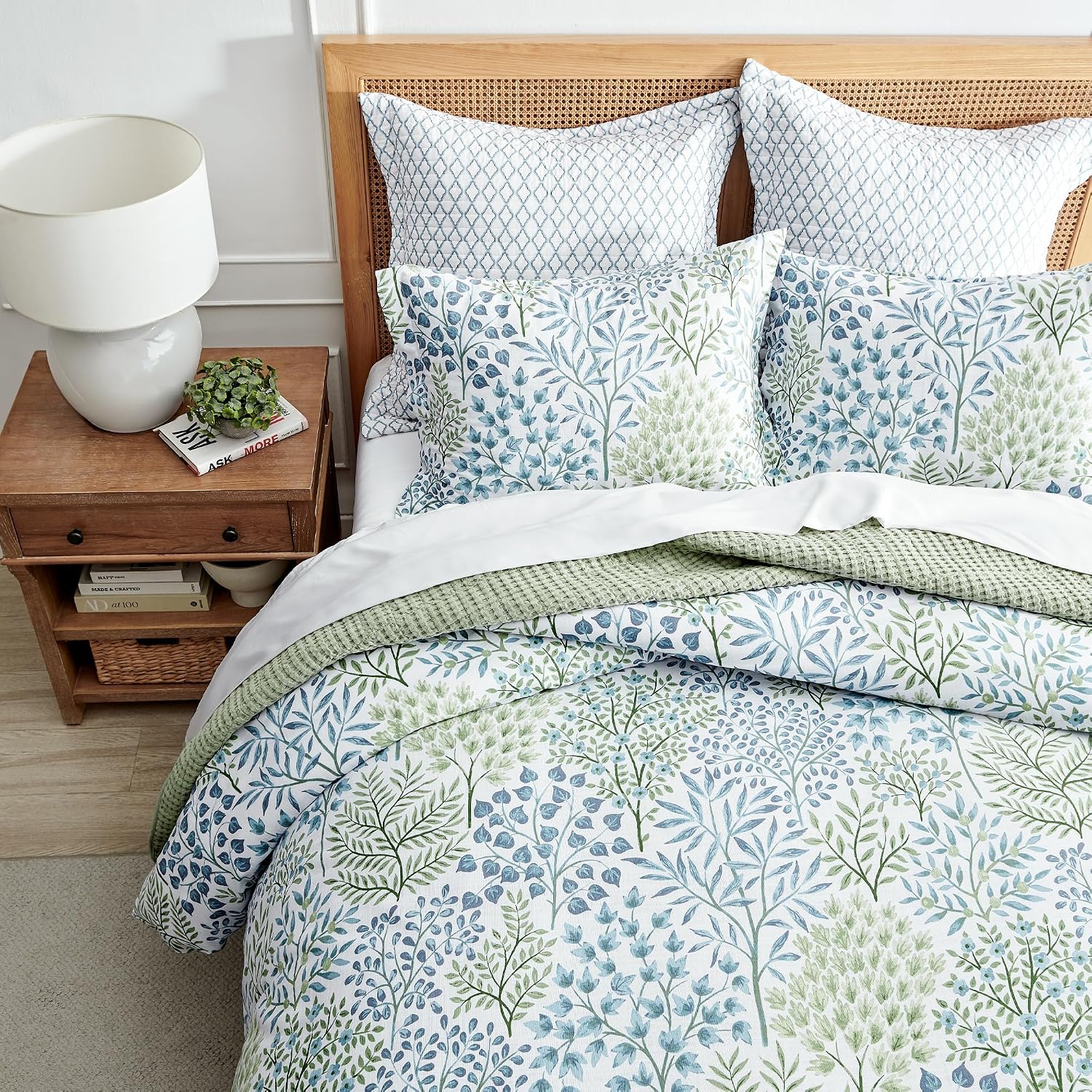 Levtex Home English Forest Green Reversible Full/Queen Comforter Set (90x94in) with 2 Pillowcases (26x20in) - Floral Bedding - Blue, Green - Cotton Full/Queen Size Comforter Set - Soft, Pre-Washed