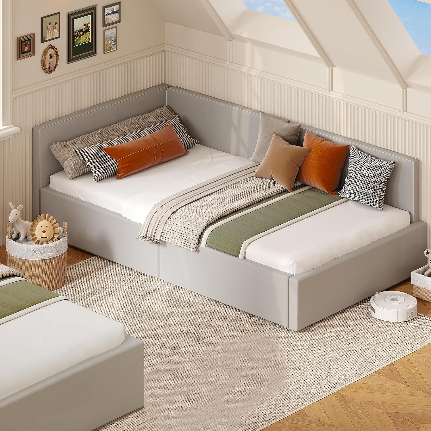 GarveeHome Twin Daybed with Bed Rails, Velvet Upholstered Corner Bed Frame with Headboard, Modern Kids Bed with Guardrail for Living Room, Bedroom, Easy Assembly, Light Grey