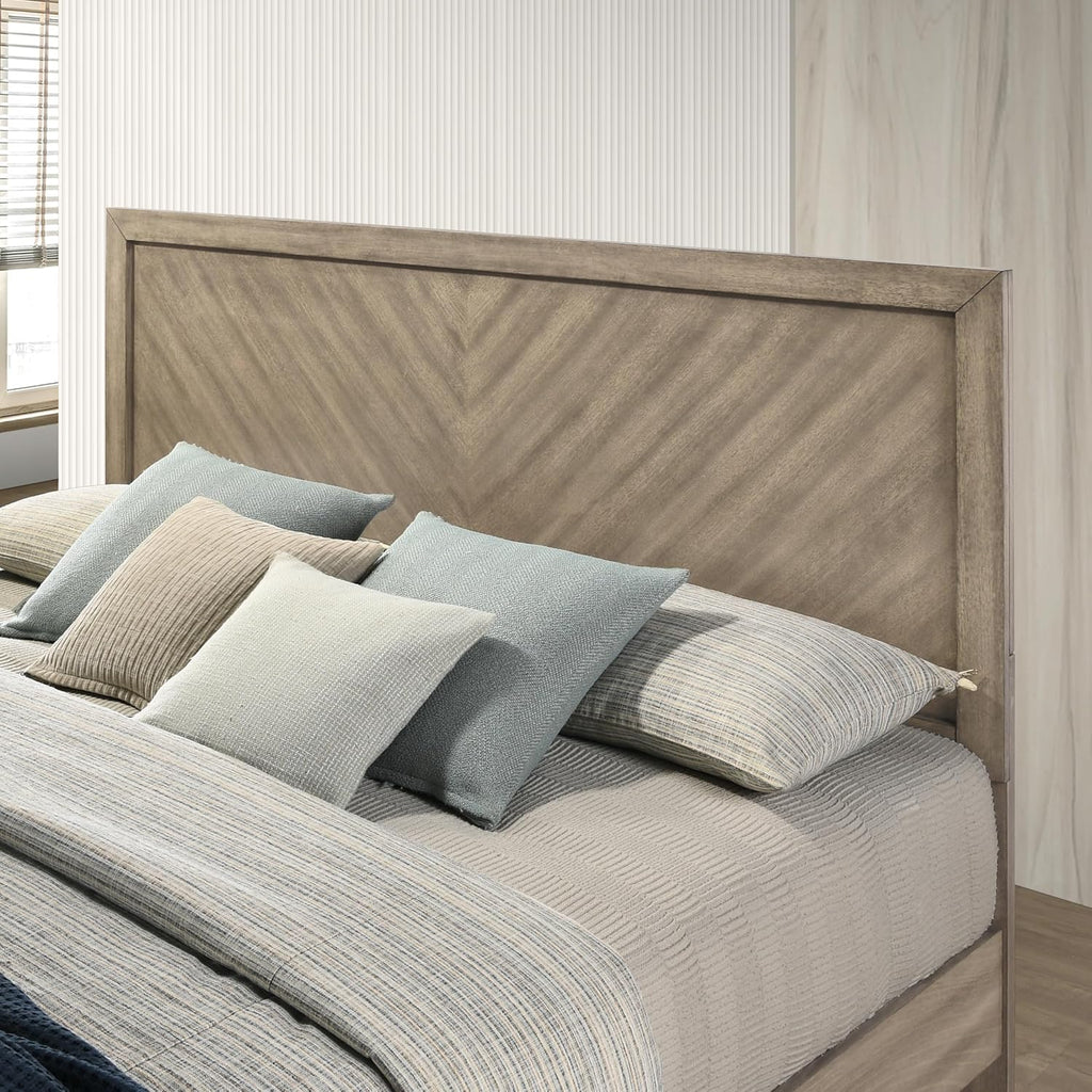 Roundhill Furniture Arena 3-Piece Contemporary Wood Bedroom Set: Panel Bed and 2 Nightstands in Weathered Sand, King