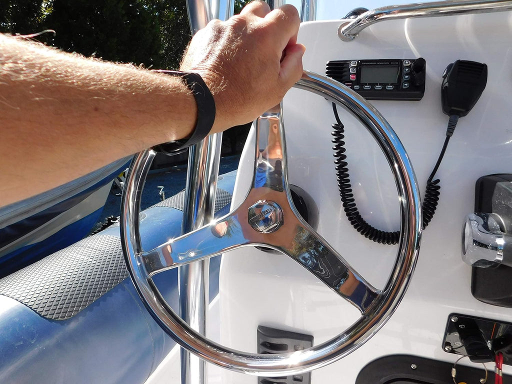 Lewmar 13.5' Powerboat Steering Wheel with PowerGrip Control Knob and 1/2' Nut