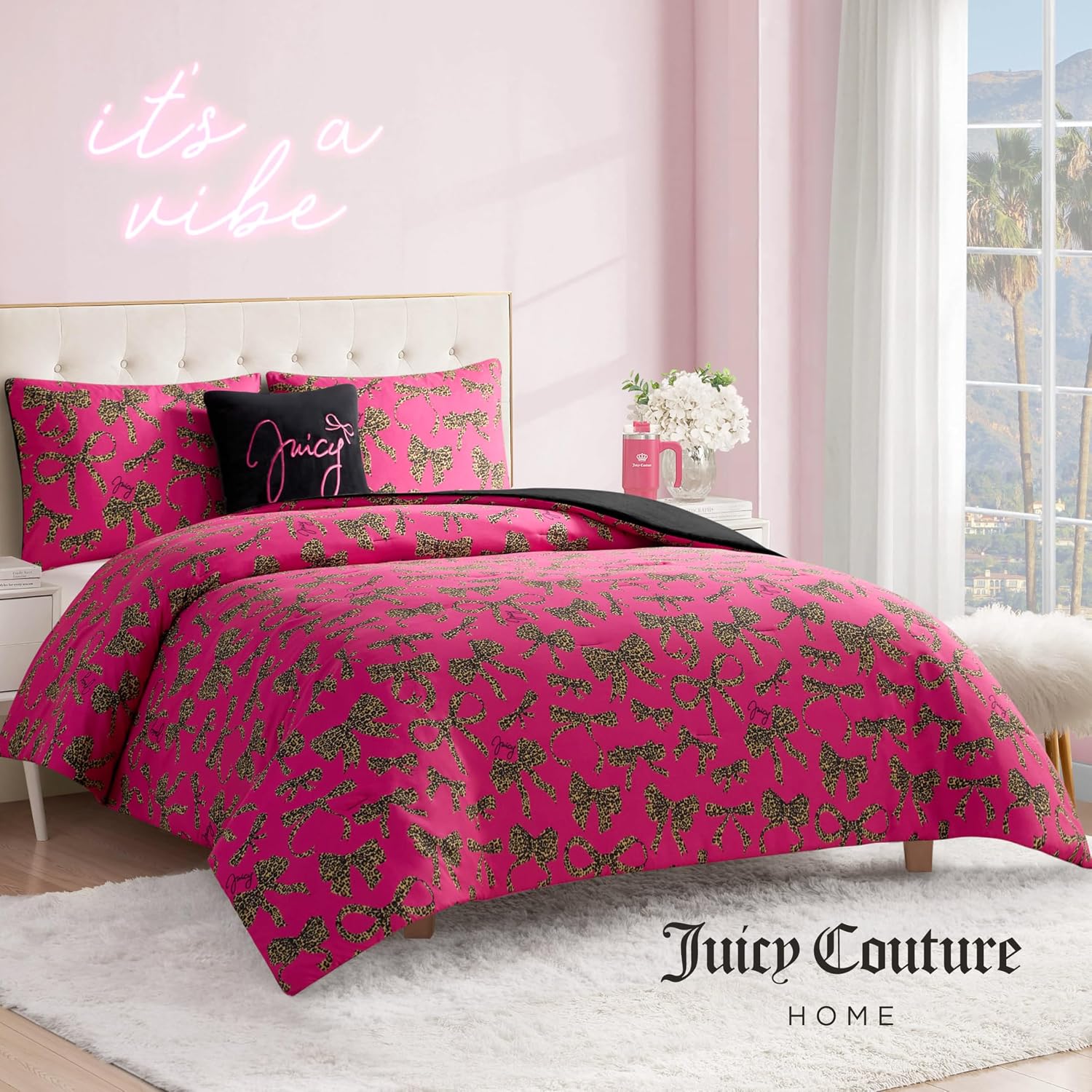 Juicy Couture Plush Reversible Cheetah Bows 4-Piece King Comforter Set with Decorative Pillow
