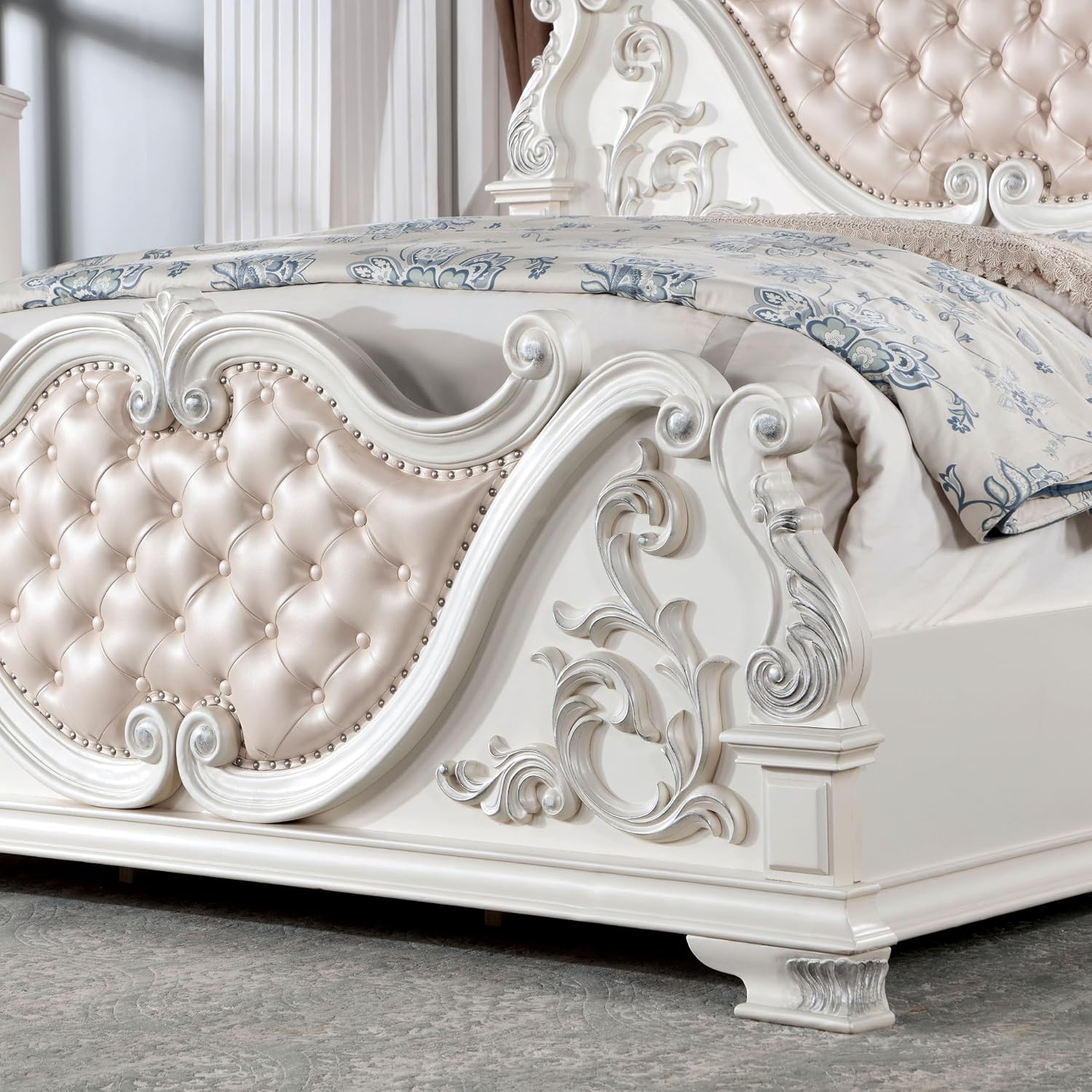 Furniture of America Clairibel Traditional Wood Eastern King-Size Bed with Button-Tufted Headboard and Carved Details, Box Spring Required for Bedroom, Guess Room, Pear White