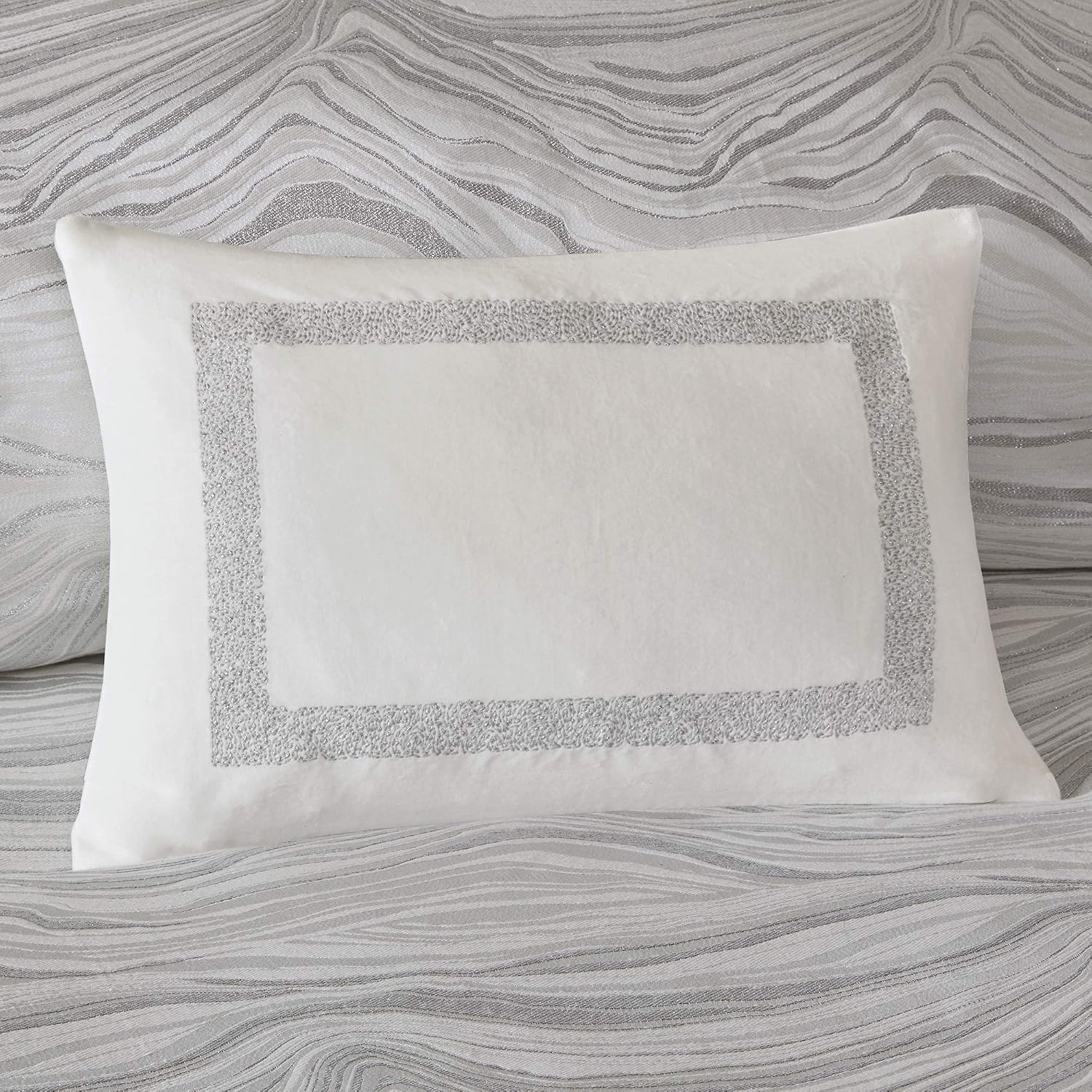 Madison Park Signature Glam Cozy Comforter Set - All Season Bedding Combo Filled Insert and Removable Duvet Cover, Shams, Decorative Pillows, Metallic White King(110'x96') 10 Piece