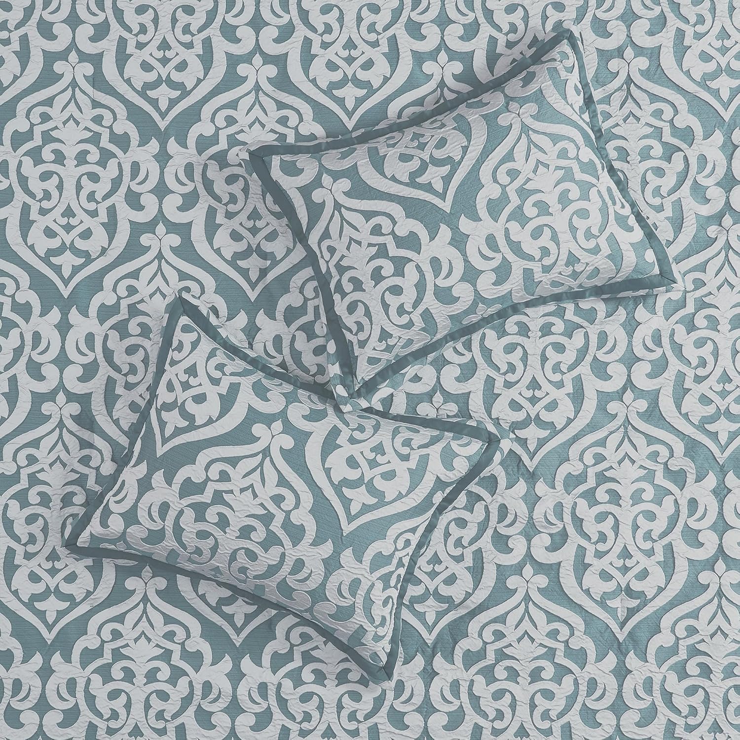 Madison Park Odette Cozy King Size Comforter Set Jacquard Damask Medallion Design - Modern All Season, Down Alternative Bedding, Shams, Decorative Pillows, King(104 in x 92 in), Aqua
