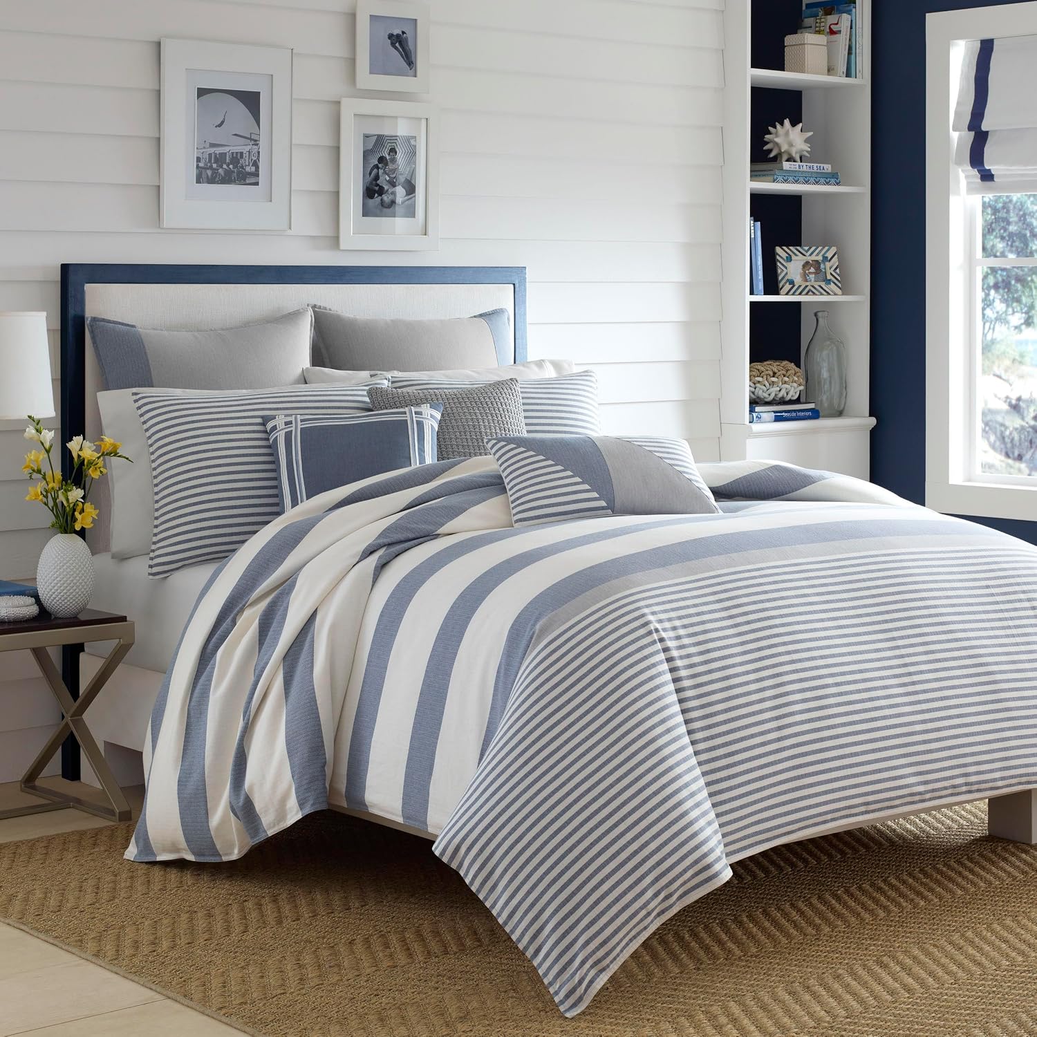 Nautica - Queen Comforter Set, Soft & Breathable Cotton Bedding with Medium Weight Feel, Reversible 3 Piece Bed Set with Matching Pillowcases (Fairwater Blue)