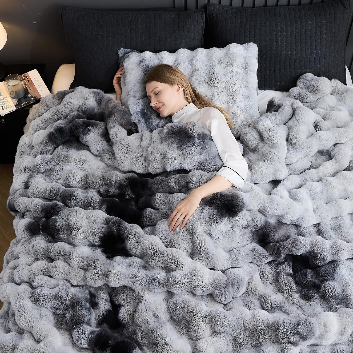 Wonderful 3 Pieces Fluffy Faux Rabbit Fur Bubble Comforter Set King Size, Tie-Dyeing Multiple Grey Plush Fuzzy Bedding Set, Warm Soft Bubble Comforter Bedding Set for Winter