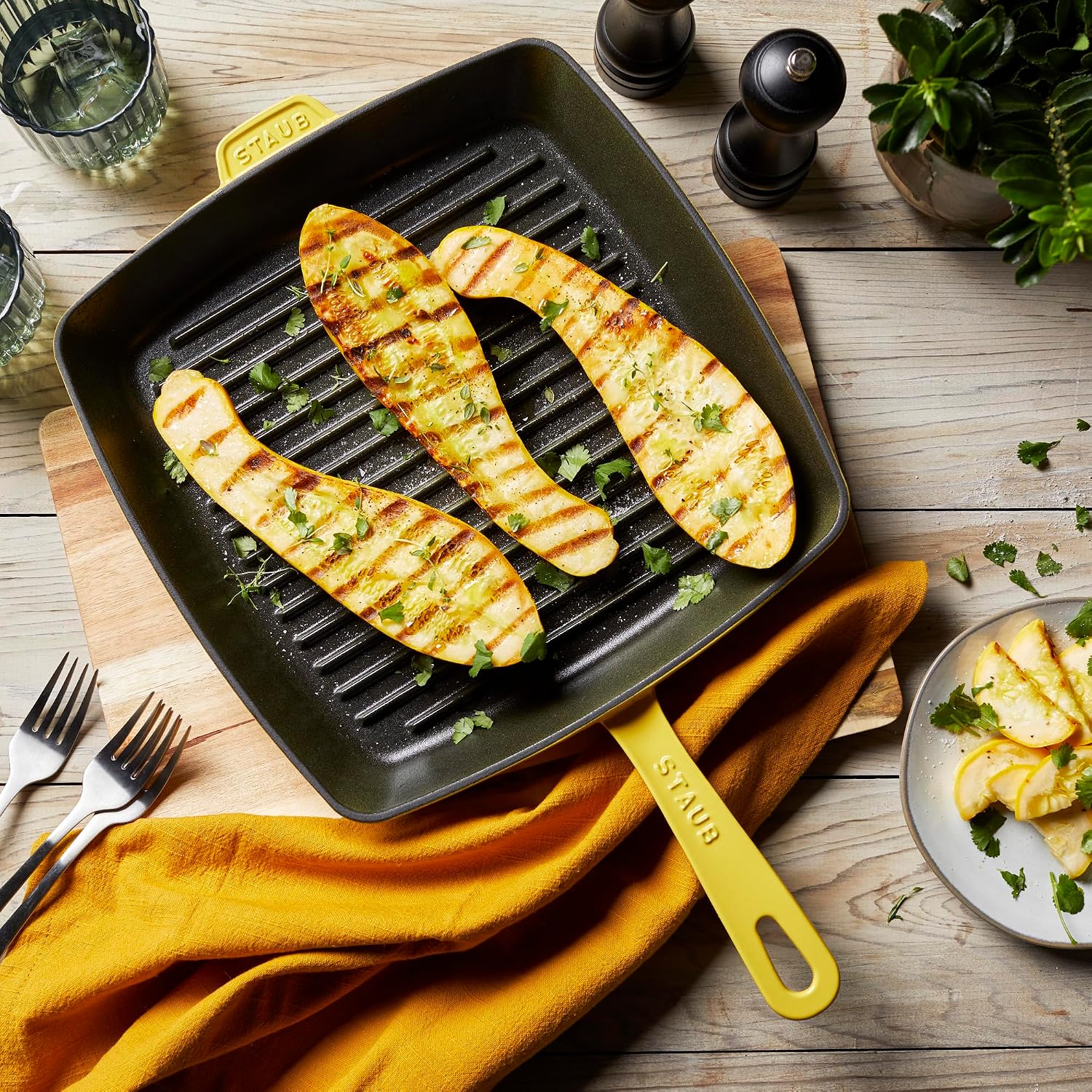 STAUB Cast Iron 12-inch Square Grill Pan - Citron