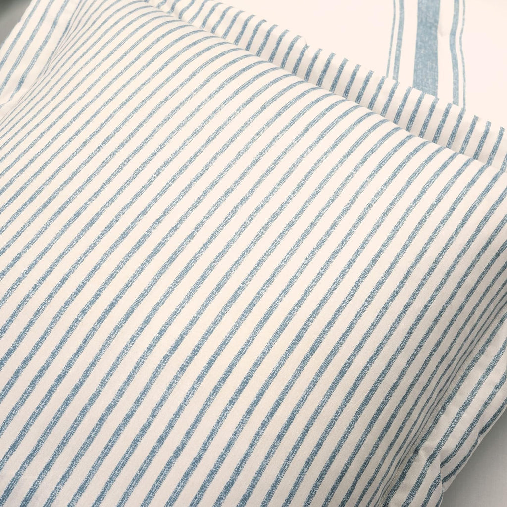 Lush Decor Farmhouse King Size Comforter Set, Reversible Cotton, 3 Piece Set, California King, Blue - Cozy Bedding - Rustic Decor - Modern Farmhouse Bedroom Decor