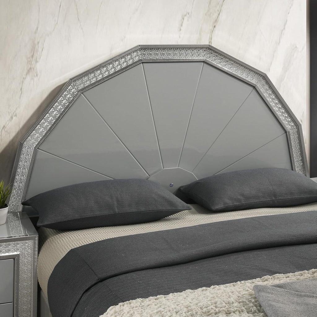 Furniture of America Santte Glam Solid Wood 3-Piece Bedroom Set with 7-Ray Headboard, Backlit LED, Metallic Scale Molding Trim, Felt-Lined Top Drawer, No Box Spring Needed, King, Metallic Gray