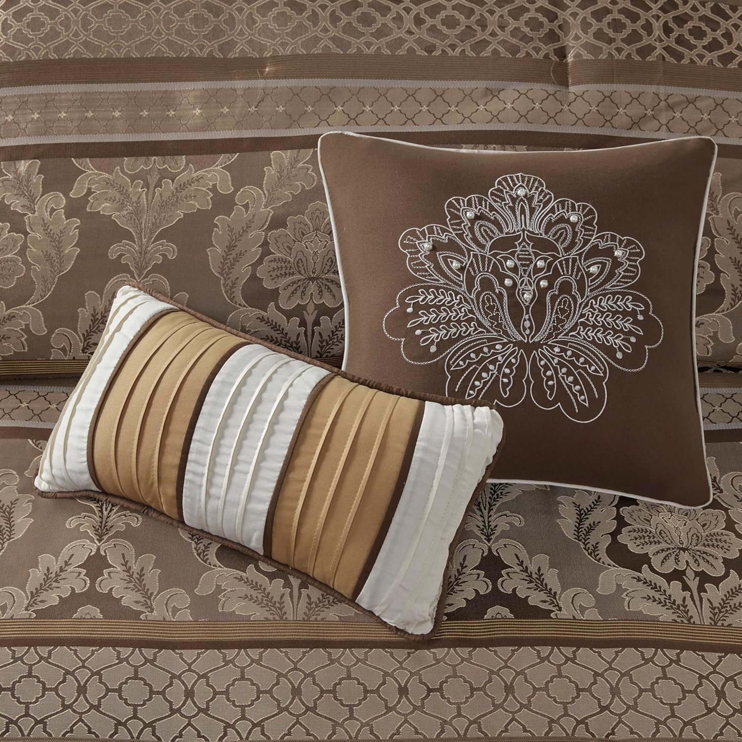Madison Park Cozy Comforter Set - Luxurious Jaquard Traditional Damask Design, All Season Down Alternative Bedding with Matching Shams, Decorative Pillow Bellagio Brown/Gold Cal King(104'x92') 7 Piece