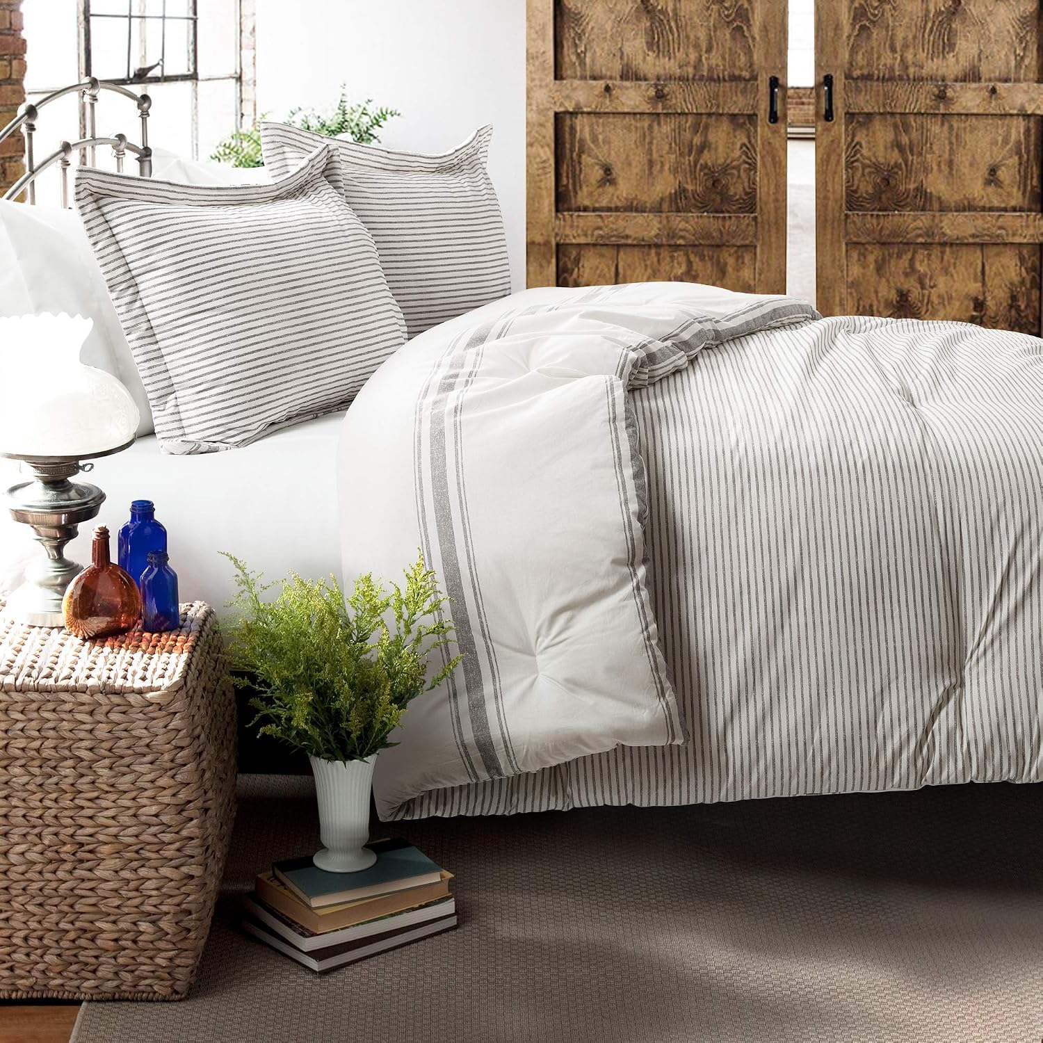 Lush Decor Farmhouse King Size Comforter Set, Reversible Cotton, 3 Piece Set, California King, Gray - Cozy Bedding - Rustic Decor - Modern Farmhouse Bedroom Decor