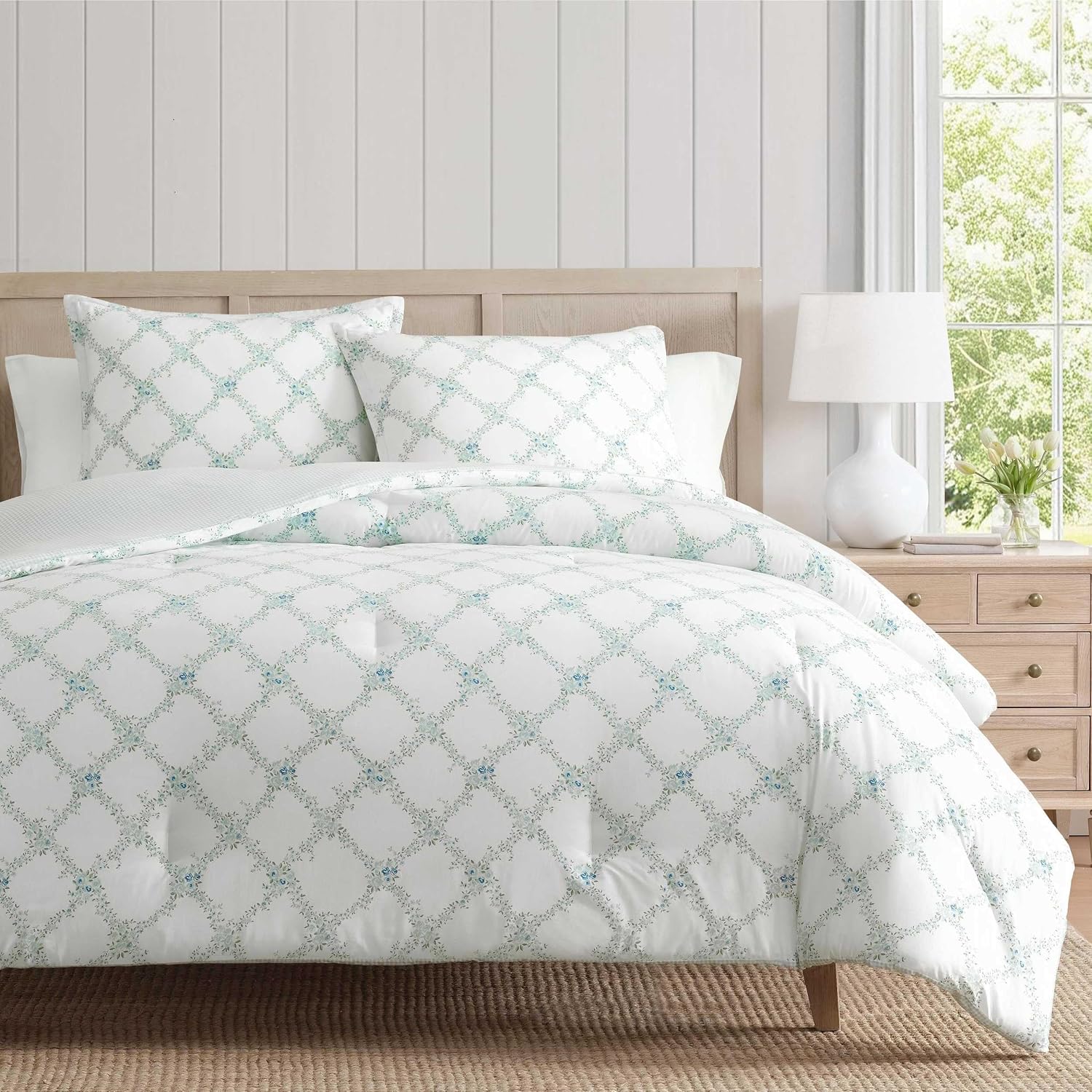 Martha Stewart - Twin/Twin XL Comforter Set, 100% Cotton Bedding with Shams, Soft and Breathable, Lightweight All-Season Comforter, Reversible Design, Romantic Trellis Blue