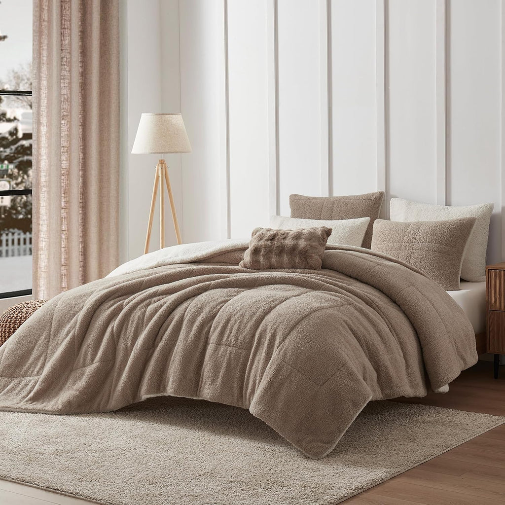 Wonderful Light Brown Tufted Textured Fleece Comforter Set King, 3 Pieces Fuzzy Fluffy Faux Teddy Fur Lightweight Comforter Sets with Pillow Shams, Soft Shaggy Plush Sherpa Bedding Set for Winter