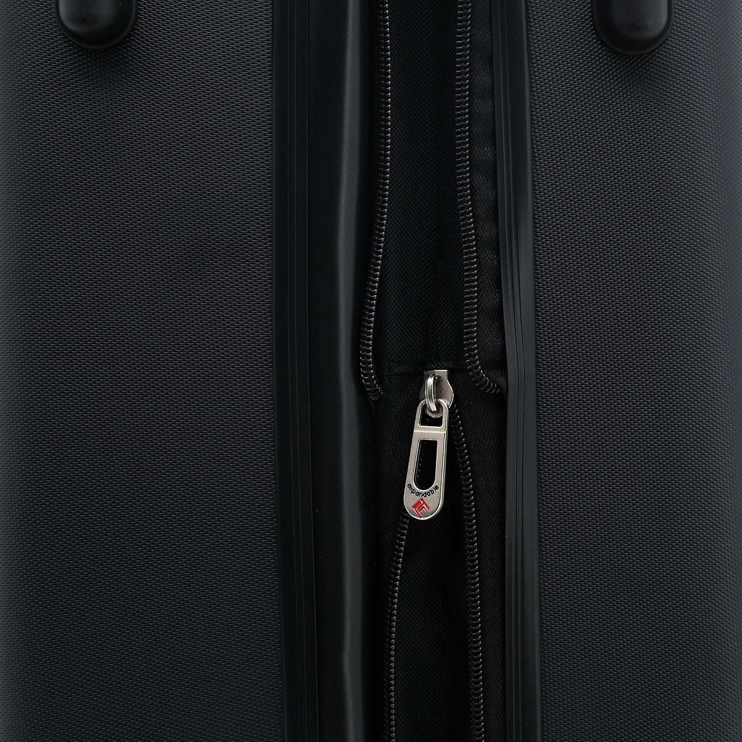 Travelers Club Chicago Hardside Expandable Spinner Luggage, Black, 5 Piece Set
