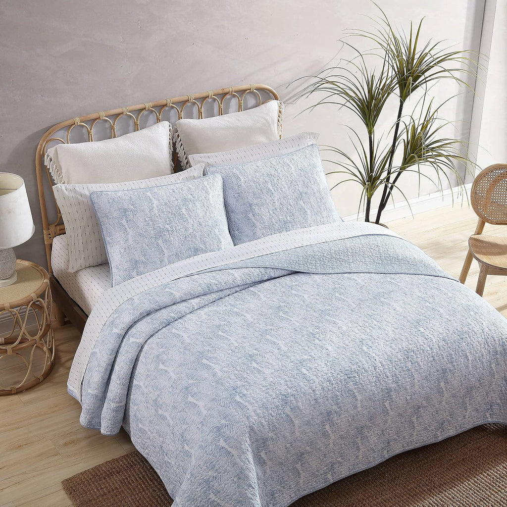 Tommy Bahama - Queen Quilt Set, Reversible Cotton Bedroom Decor with Matching Shams, Coastal Bedding with Textured Reverse (Distressed Water Leaves Blue, Queen)