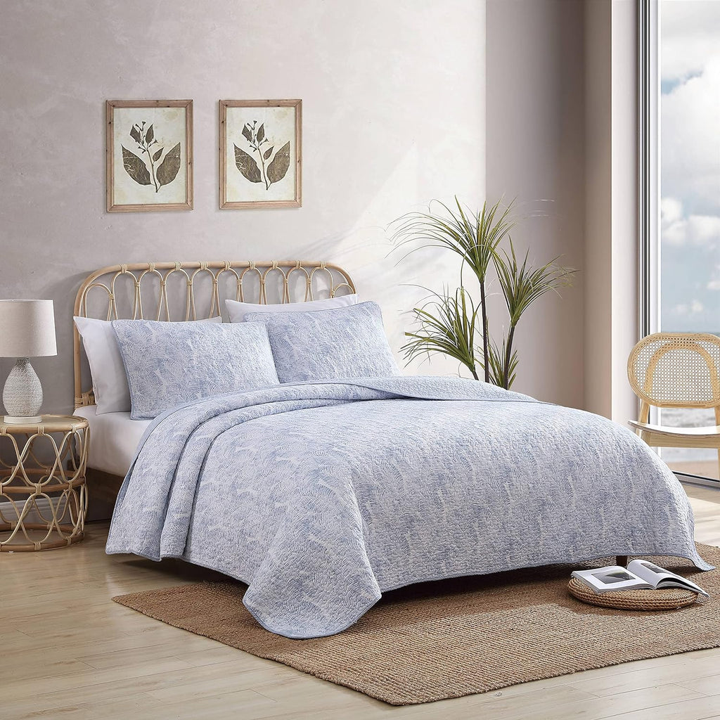 Tommy Bahama - Queen Quilt Set, Reversible Cotton Bedroom Decor with Matching Shams, Coastal Bedding with Textured Reverse (Distressed Water Leaves Blue, Queen)